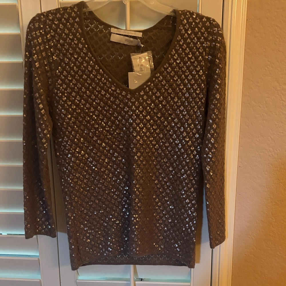 NWT I.  Magnin 100% Cashmere Sequin V-Neck Top - Cappuccino Color
